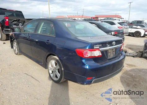 2013 Toyota Corolla S z USA, uszkodzony, nr VIN 5YFBU4EE1DP074774